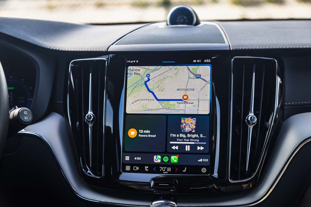 Volvo XC60 T8 AWD Polestar Engineered interior