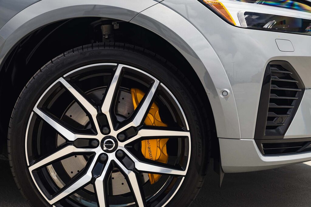 Volvo XC60 T8 AWD Polestar Engineered Exterior