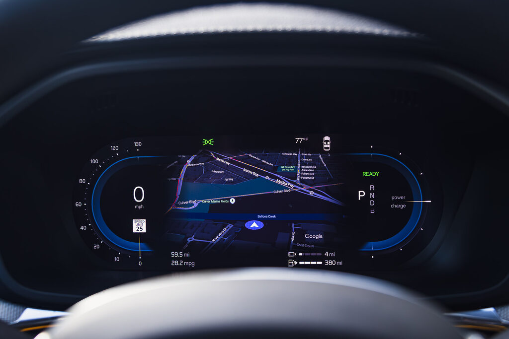 Volvo XC60 T8 AWD Polestar Engineered interior