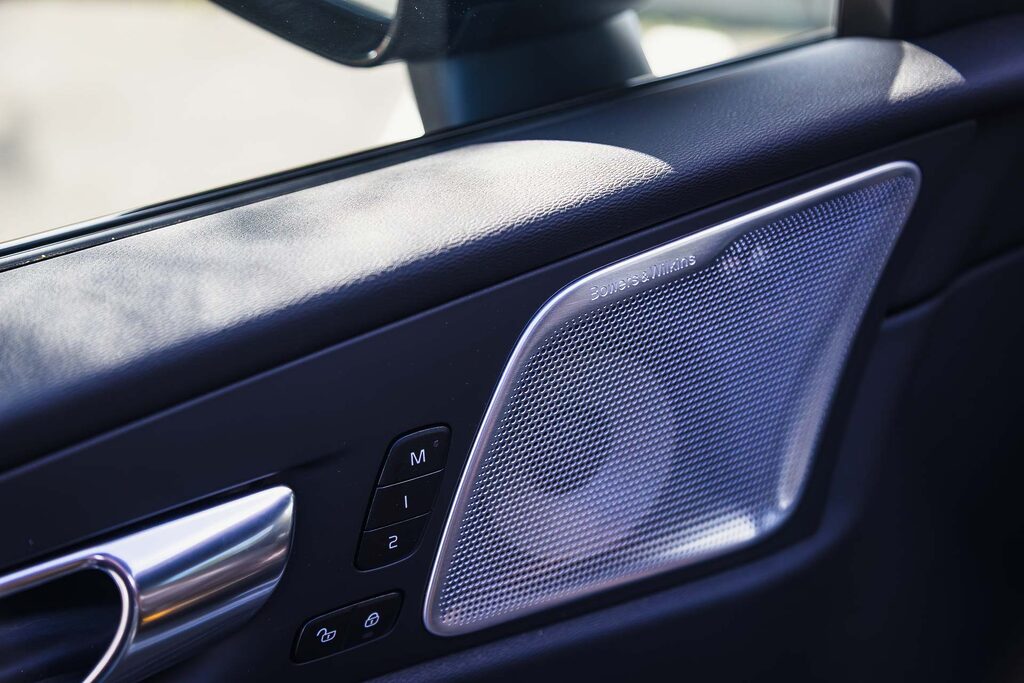 Volvo XC60 T8 AWD Polestar Engineered interior