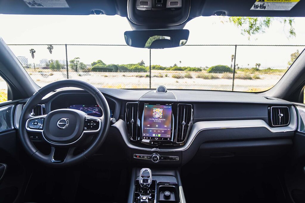 Volvo XC60 T8 AWD Polestar Engineered interior