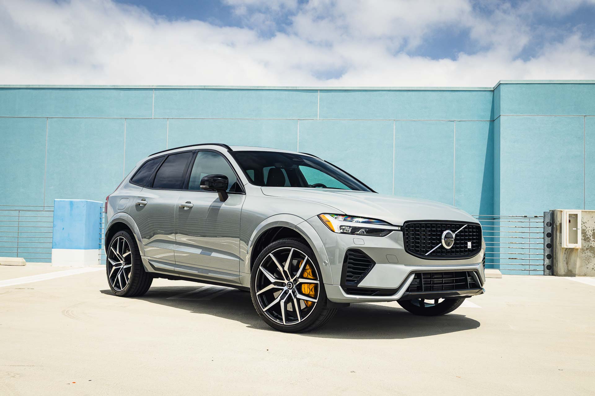 Volvo XC60 T8 AWD Polestar Engineered Exterior