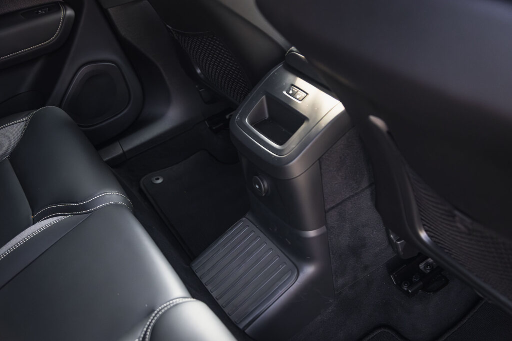 Volvo XC60 T8 AWD Polestar Engineered interior