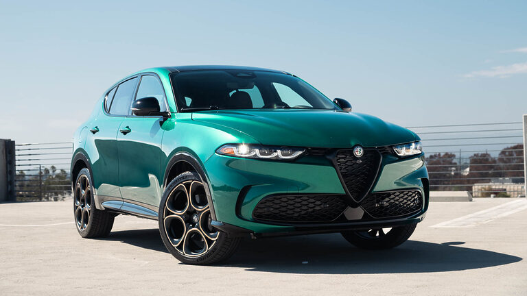 Alfa Romeo Tonale Intensa exterior